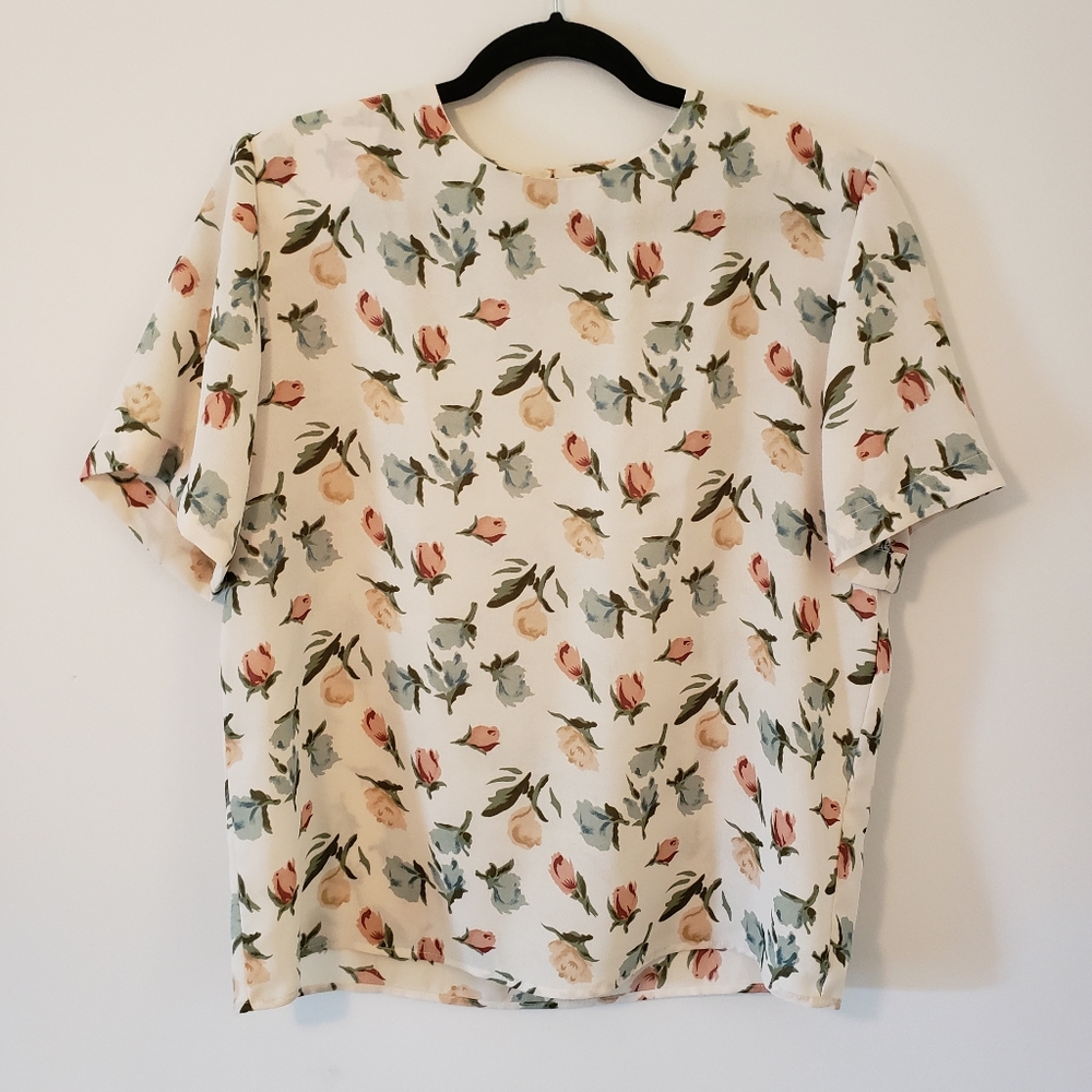 Vintage Floral Shirt with Keyhole in Back